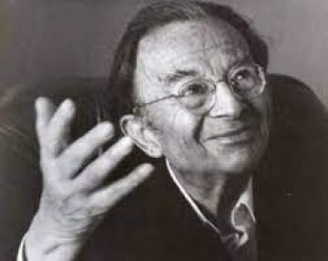 Photo de l’auteur : <h3>L’auteur</h3> <p>Erich Fromm (1900-1980), psychanalyste et sociologue, est l’un des premiers représentants de l’École de Francfort. Émigré aux États-Unis où il a vécu à partir de 1934, il a enseigné au Bennington College, à la Columbia University, puis à celle du Michigan et à Yale, ainsi qu’à l’Université nationale du Mexique. Il a aussi travaillé à l’École de Palo Alto et à Cuernavaca (Mexique) avec Paul Watzlawick. Au sein d’une œuvre considérable, on remarque L’art d’aimer, Avoir ou être, Espoir et révolution. Fromm a été le premier philosophe à plaider pour un revenu minimum universel.</p>